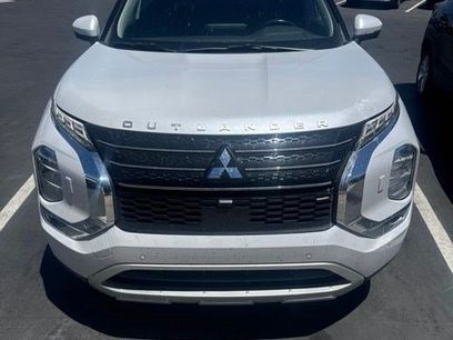 Used 2022 Mitsubishi Outlander SE