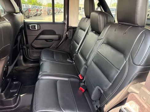 Used 2021 Jeep Wrangler Unlimited Sahara AWD/4WD image 18