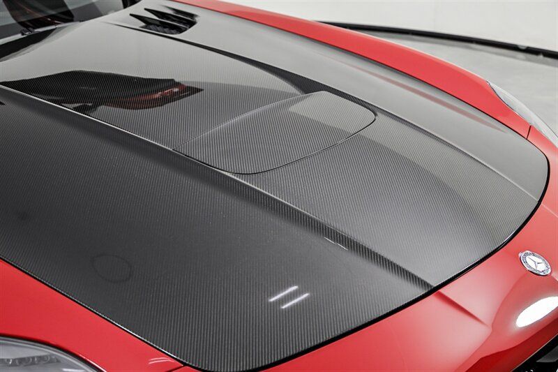 Used 2015 Mercedes-Benz SLS AMG GT Final Edition image 4