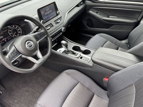 Used 2022 Nissan Altima 2.5 SV AWD/4WD image 10