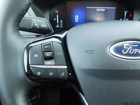 Used 2024 Ford Escape Active AWD/4WD image 29