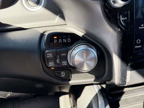 Used 2023 RAM 1500 Laramie image 29