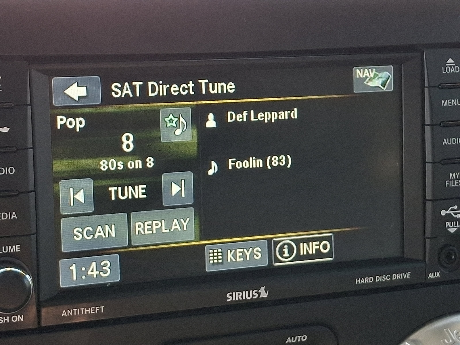 Certified 2017 Jeep Wrangler Unlimited Sahara w/ Connectivity Group AWD/4WD image 17
