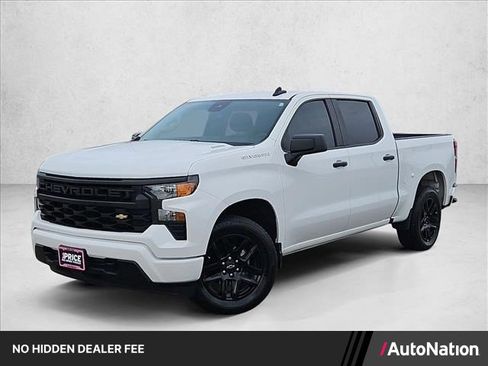 Certified 2025 Chevrolet Silverado 1500 Custom RWD image 1