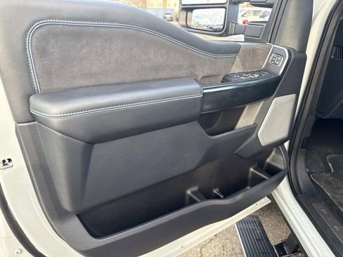 Certified 2025 Ford F250 Platinum w/ FX4 Off-Road Package image 20