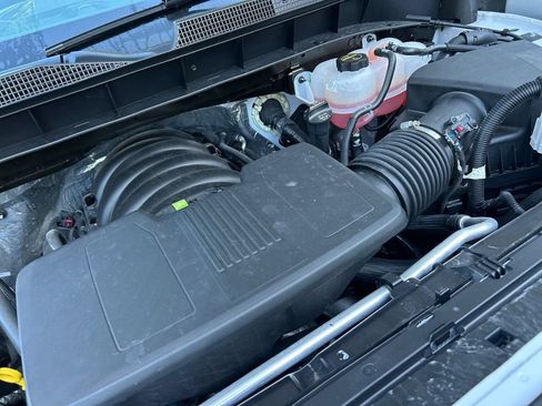 Used 2025 Chevrolet Silverado 1500 W/T RWD image 31
