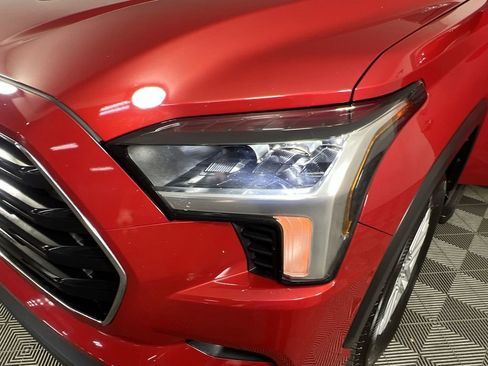 Used 2025 Toyota Sequoia SR5 image 36