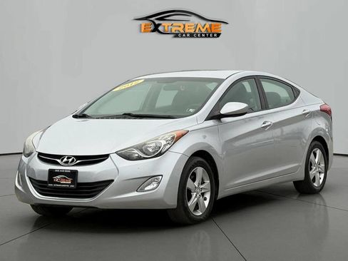 Used 2012 Hyundai Elantra GLS w/ Preferred Pkg 3 image 2