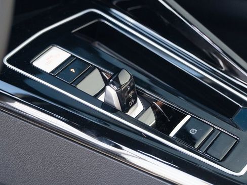 New 2026 Volkswagen GTI SE image 12