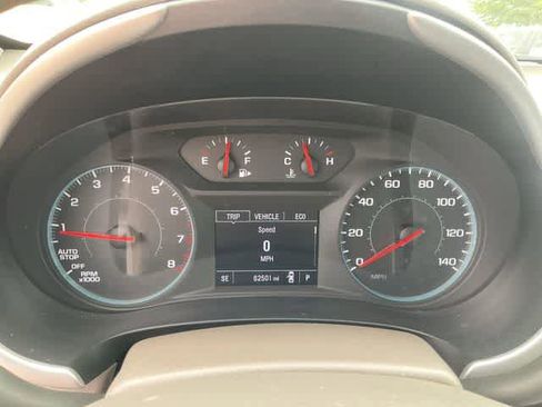 Used 2024 Chevrolet Malibu LT FWD image 25