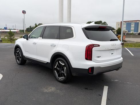 Used 2025 Kia Telluride S FWD image 5