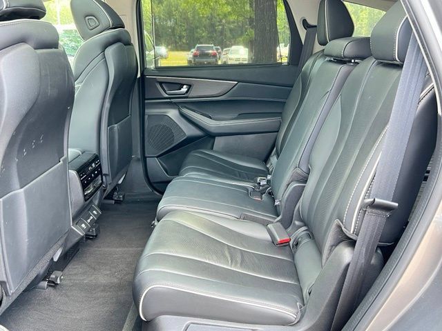 Used 2023 Acura MDX w/ Advance Package AWD/4WD image 10