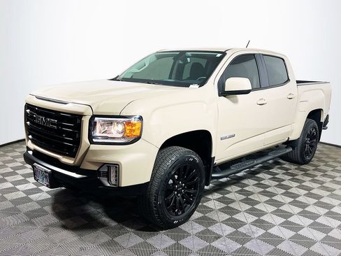 Used 2022 GMC Canyon Elevation w/ Elevation Premium Package AWD/4WD image 3