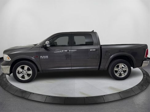 Used 2018 RAM 1500 Laramie w/ Convenience Group image 8
