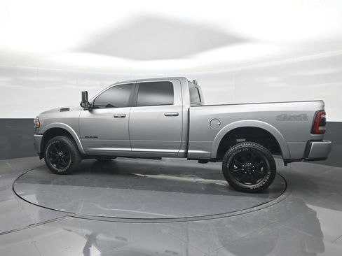 Used 2022 RAM 2500 Laramie w/ Night Edition AWD/4WD image 29