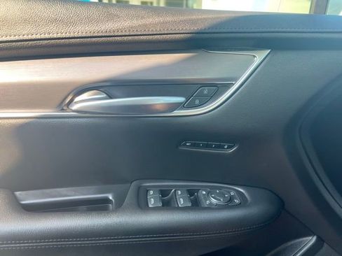 Used 2019 Cadillac XT5 Luxury image 29