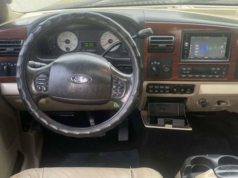 Used 2006 Ford F250 Lariat AWD/4WD image 12