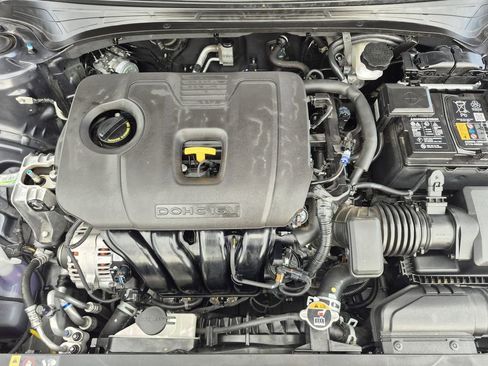 Used 2023 Kia Forte LXS image 18