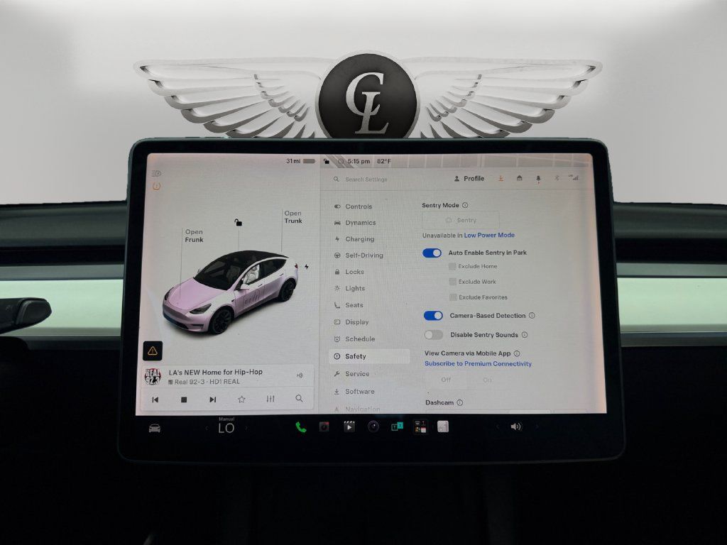 Used 2022 Tesla Model Y Long Range AWD/4WD image 23