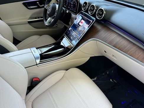 Used 2023 Mercedes-Benz C 300 Sedan image 34