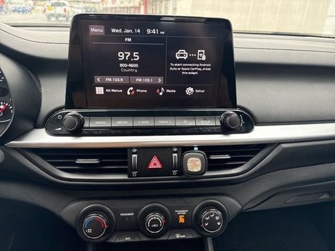 Certified 2023 Kia Forte LXS image 11