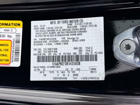 Used 2024 Ford Mustang GT Premium RWD image 39