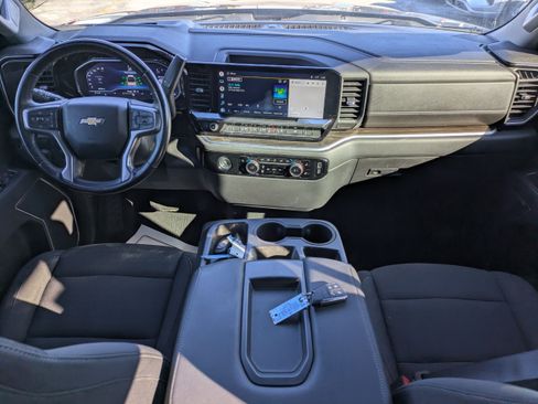 Used 2022 Chevrolet Silverado 1500 LT RWD image 14