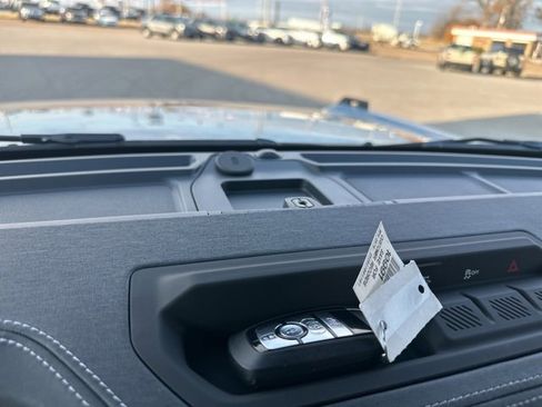 New 2025 Ford Bronco Outer Banks image 43