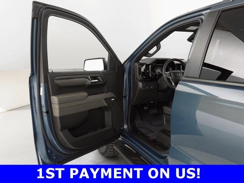 Used 2024 Chevrolet Silverado 1500 ZR2 w/ Technology Package image 17