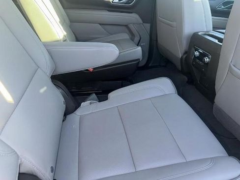 Certified 2023 GMC Yukon XL SLT image 2