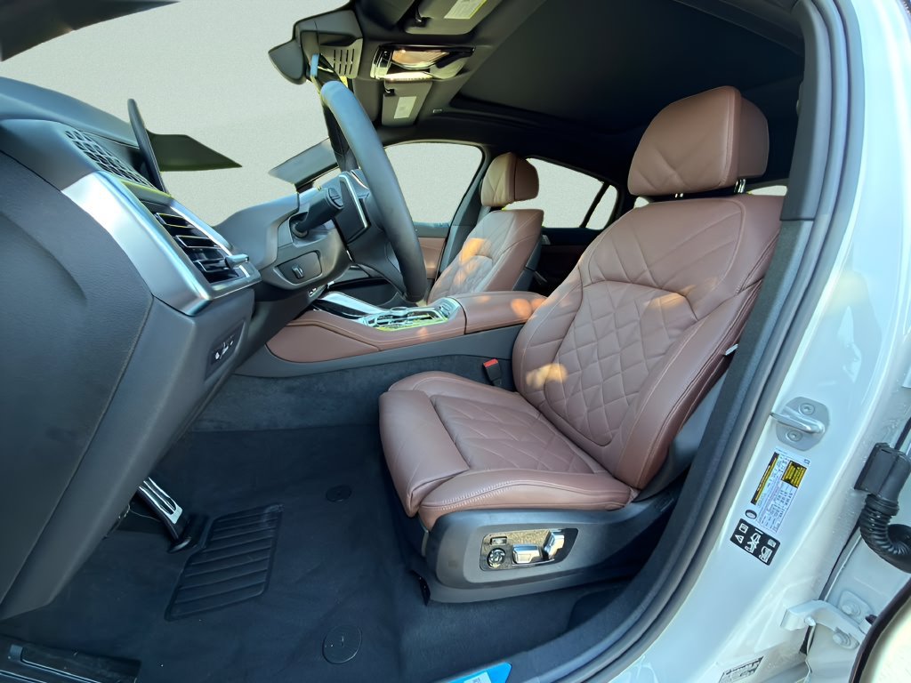 New 2027 BMW X6 xDrive40i w/ Executive Package AWD/4WD image 10