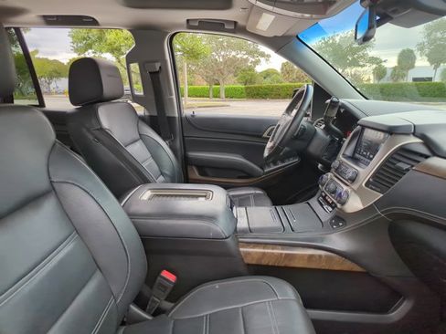 Used 2018 GMC Yukon Denali w/ Open Road Package image 25