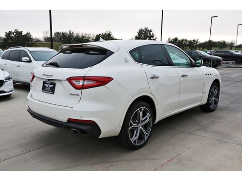 Used 2020 Maserati Levante GranSport image 8
