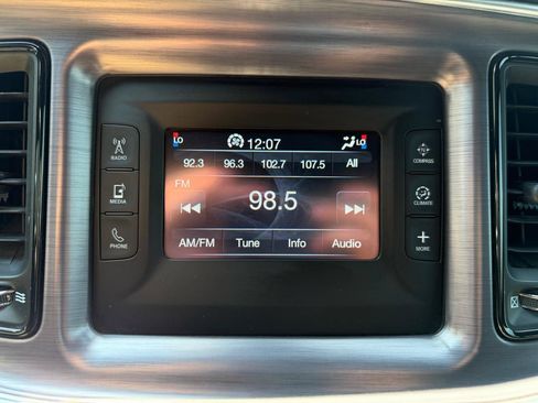 Used 2015 Dodge Challenger SXT w/ Driver Convenience Group RWD image 28