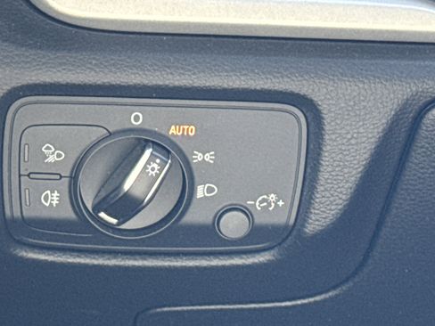 Used 2019 Audi A3 2.0T Premium w/ Convenience Package image 4