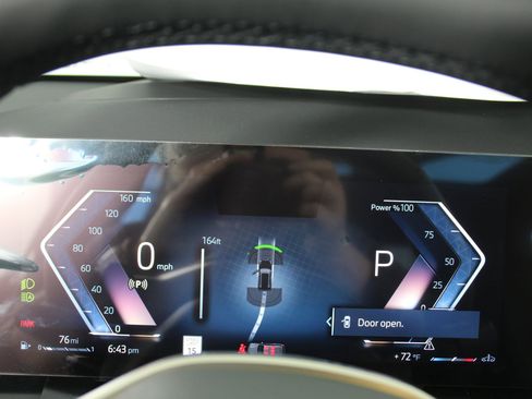 Used 2025 BMW X3 xDrive30i w/ Premium Package image 17