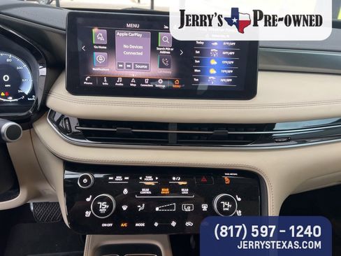 Used 2025 INFINITI QX60 Luxe w/ Vision Package FWD image 7