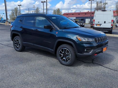 New 2026 Jeep Compass Trailhawk AWD/4WD image 1
