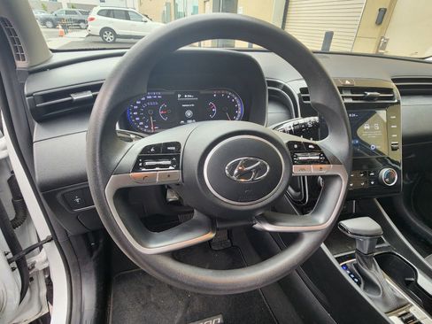 Used 2022 Hyundai Tucson SEL w/ Cargo Package FWD image 11
