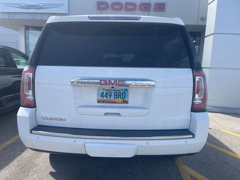 Used 2015 GMC Yukon Denali w/ Touring Package image 4