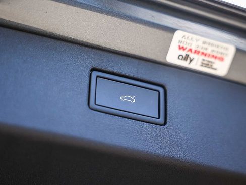 New 2026 Volkswagen Tiguan SE R-Line image 39