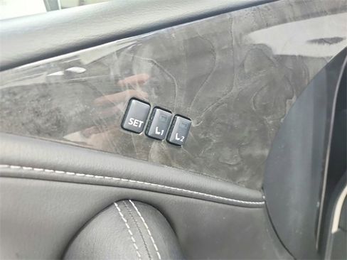 Used 2024 INFINITI QX80 Luxe image 21