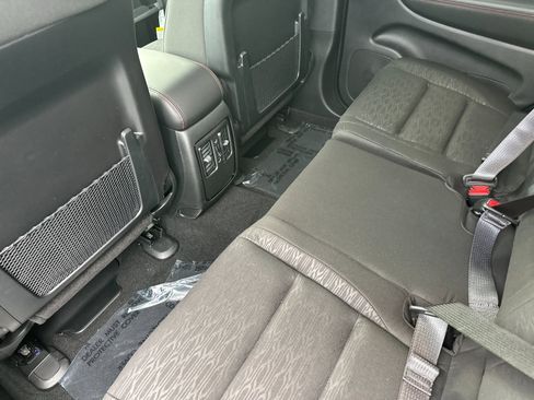 New 2026 Dodge Durango GT image 12