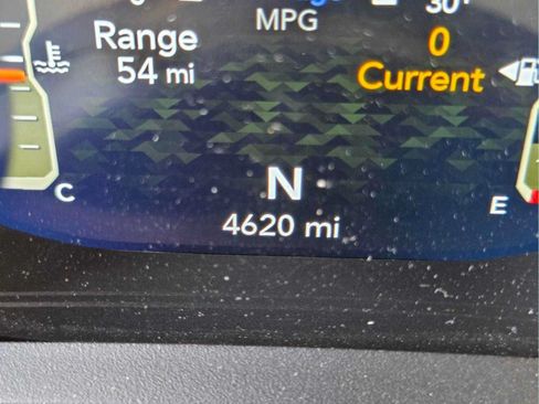 Used 2025 Jeep Wrangler Sport AWD/4WD image 30