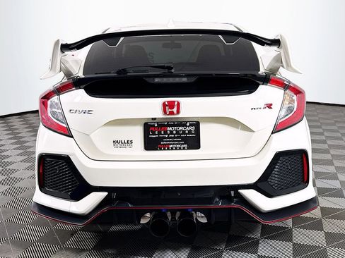 Used 2017 Honda Civic Type R image 6