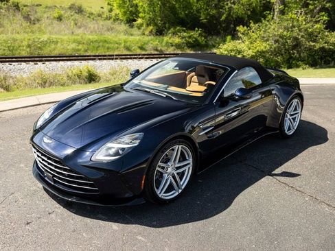 New 2026 Aston Martin V8 Vantage Convertible image 52