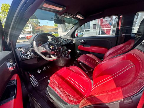 Used 2012 FIAT 500 Abarth w/ Safety & Convenience Pkg FWD image 10