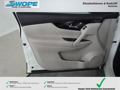 Used 2022 Nissan Rogue Sport SL AWD/4WD image 14