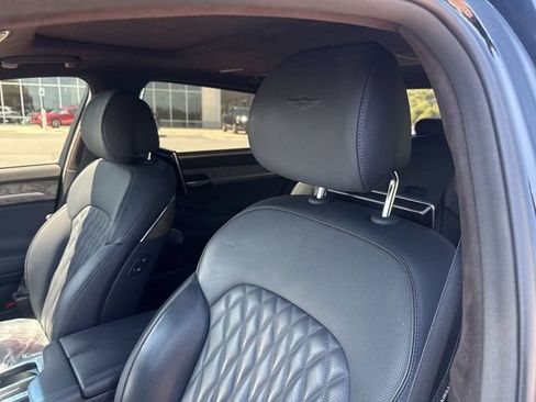 Used 2021 Genesis G90 5.0 Ultimate RWD image 11
