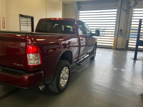 Used 2024 RAM 2500 Big Horn w/ Sport Appearance Package AWD/4WD image 9
